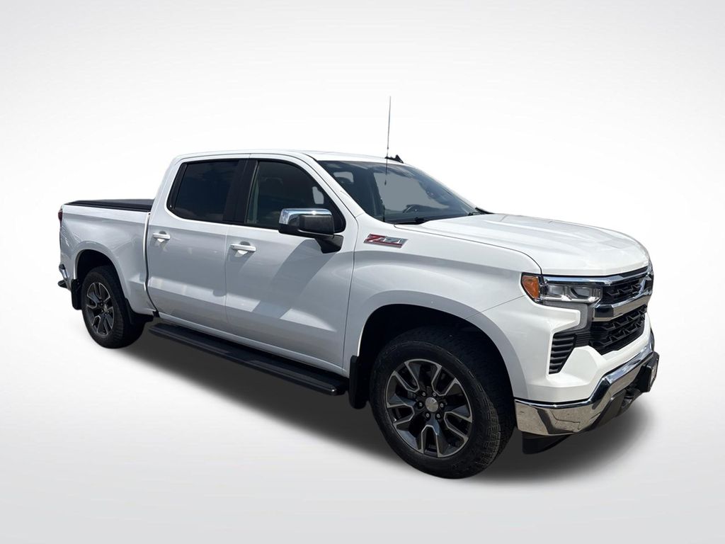 2024 Chevrolet Silverado 1500 LT - Photo 4