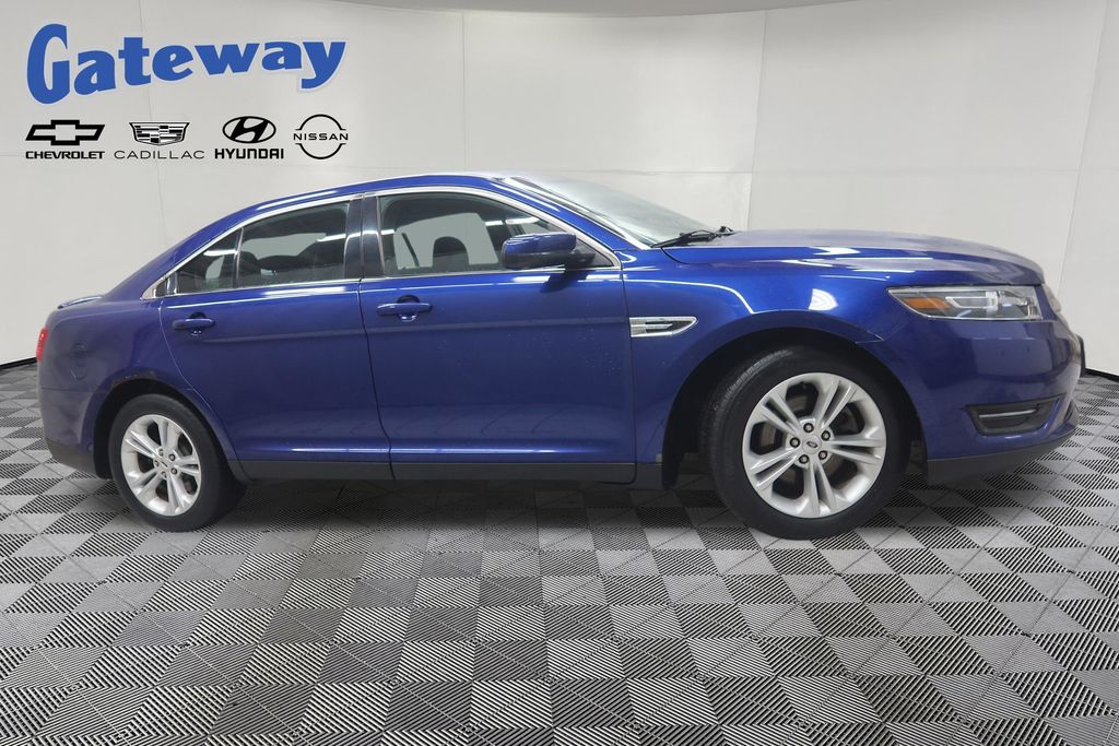2015 Ford Taurus