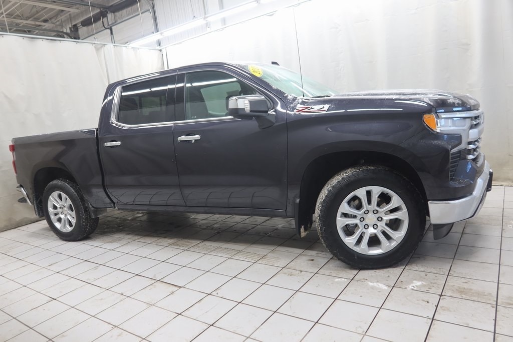 2023 Chevrolet Silverado 1500 LTZ's photo