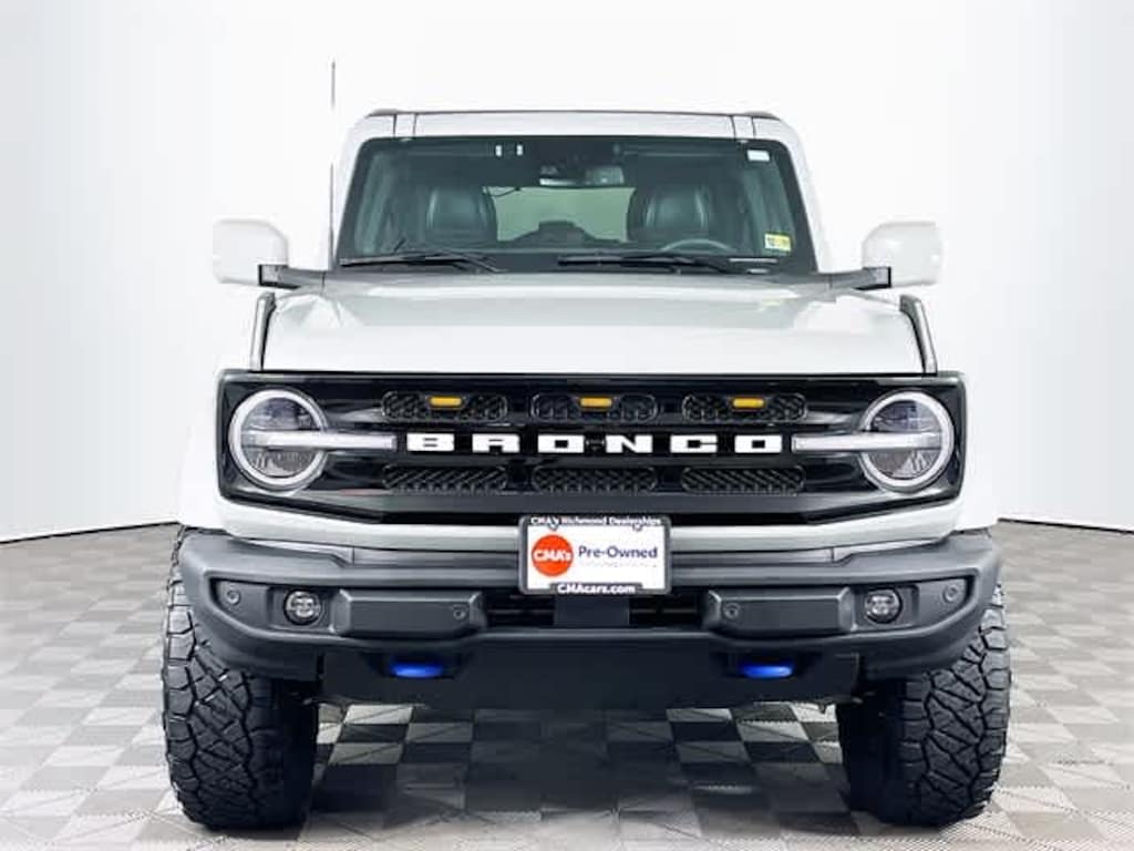 Used 2024 Ford Bronco Outer Banks 4x4