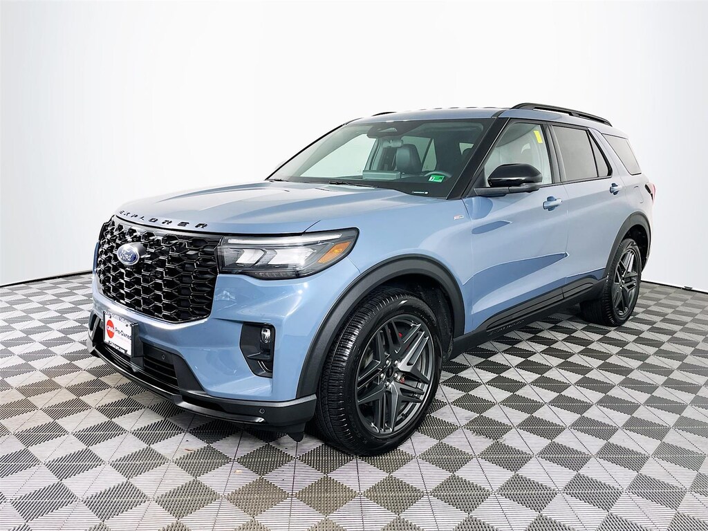 Used 2025 Ford Explorer ST-Line SUV