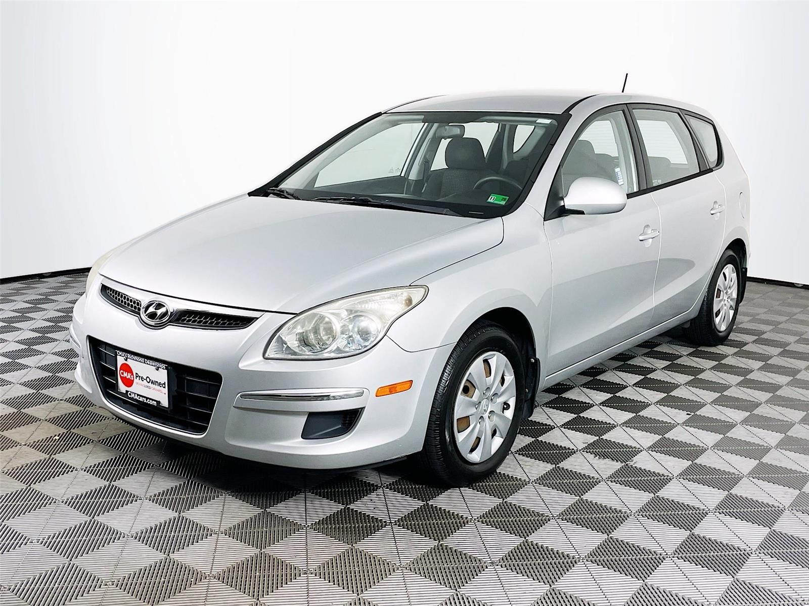 2010 Hyundai Elantra Touring GLS photo 3