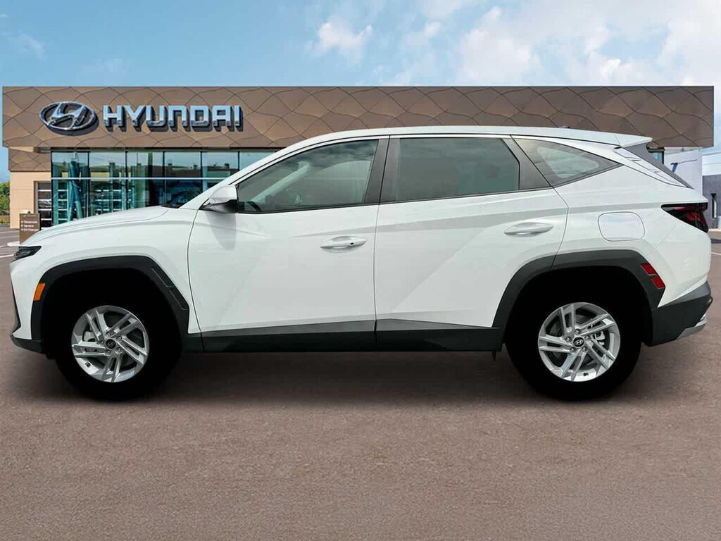 New 2025 Hyundai Tucson SE SUV