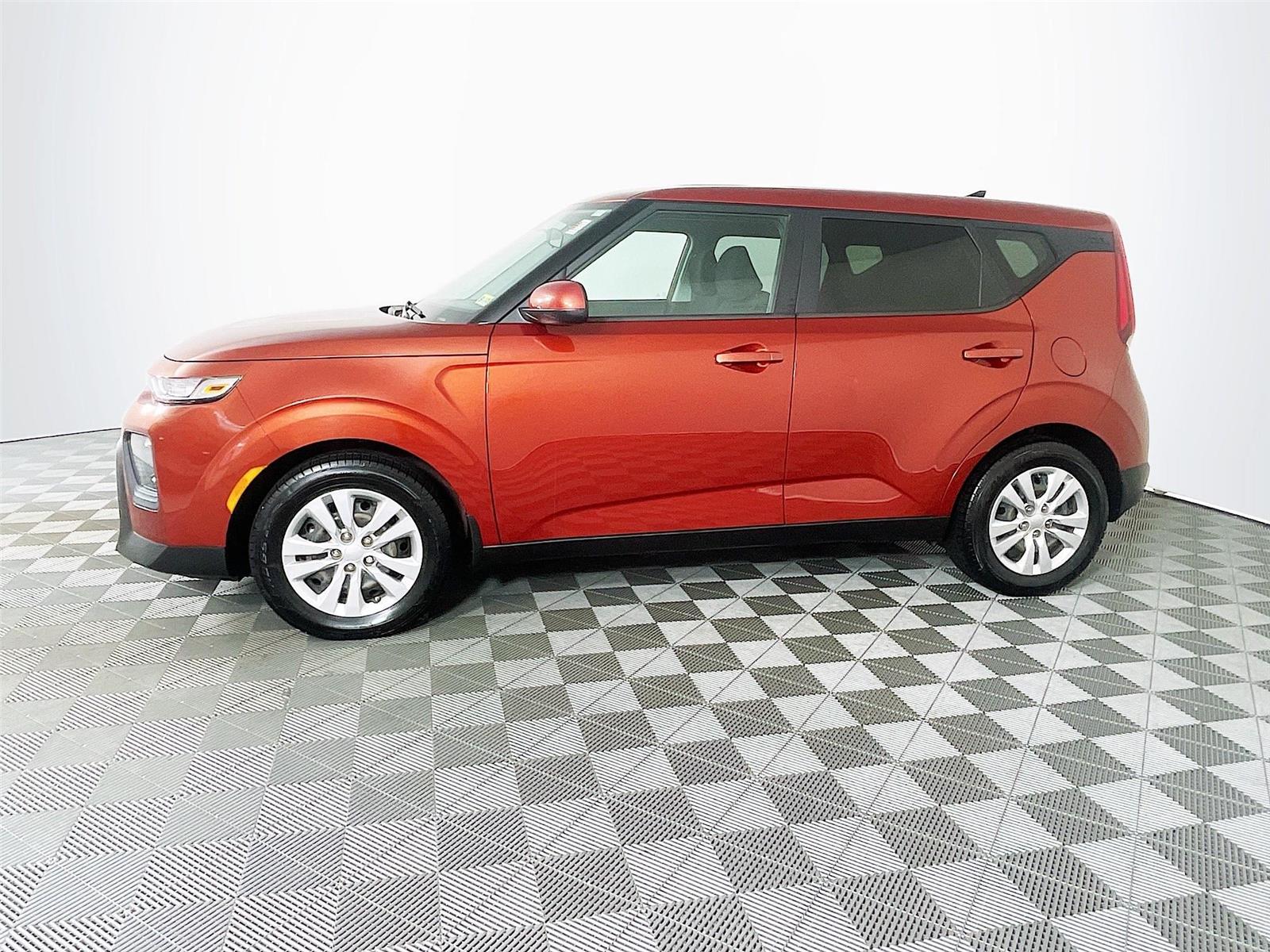 2022 Kia Soul LX photo 4