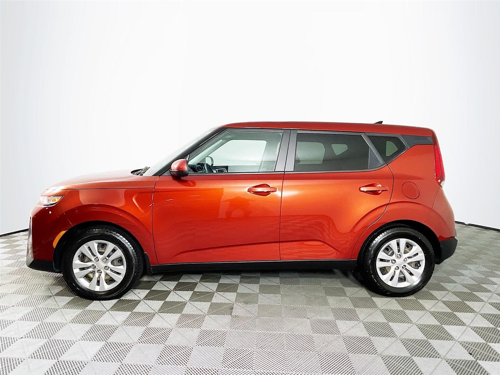 2022 Kia Soul LX photo 4