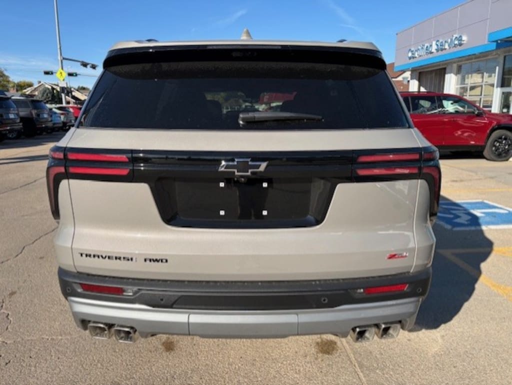 New 2026 Chevrolet Traverse Z71 SUV