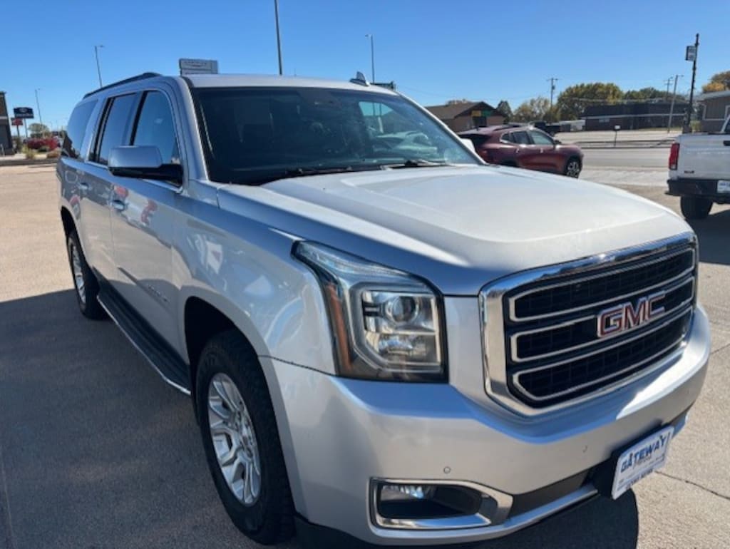 Used 2018 GMC Yukon XL SLT SUV