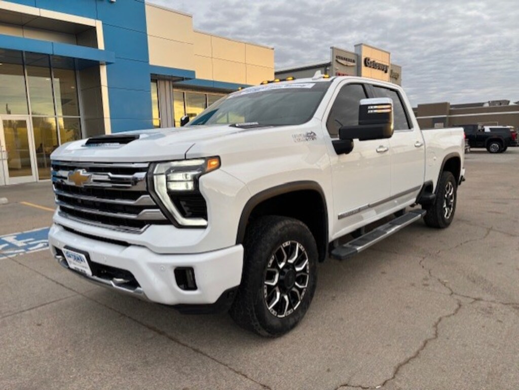 Used 2024 Chevrolet Silverado 2500 HD High Country Truck