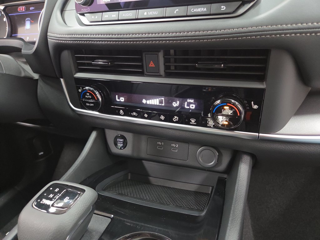 2026 Nissan Rogue Dark Armor - Photo 14