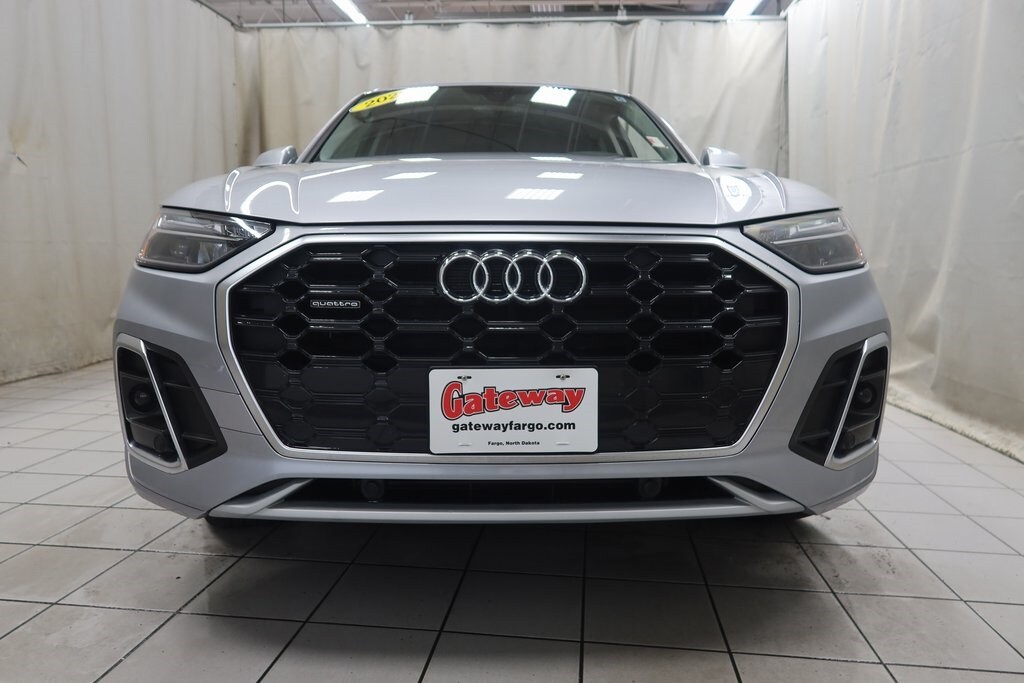 2022 Audi Q5 45 S line Premium photo 4