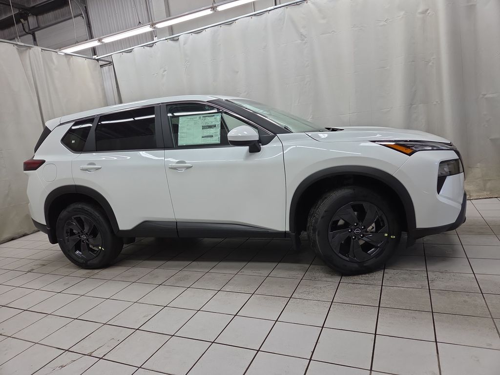 2026 Nissan Rogue SV AWD's photo