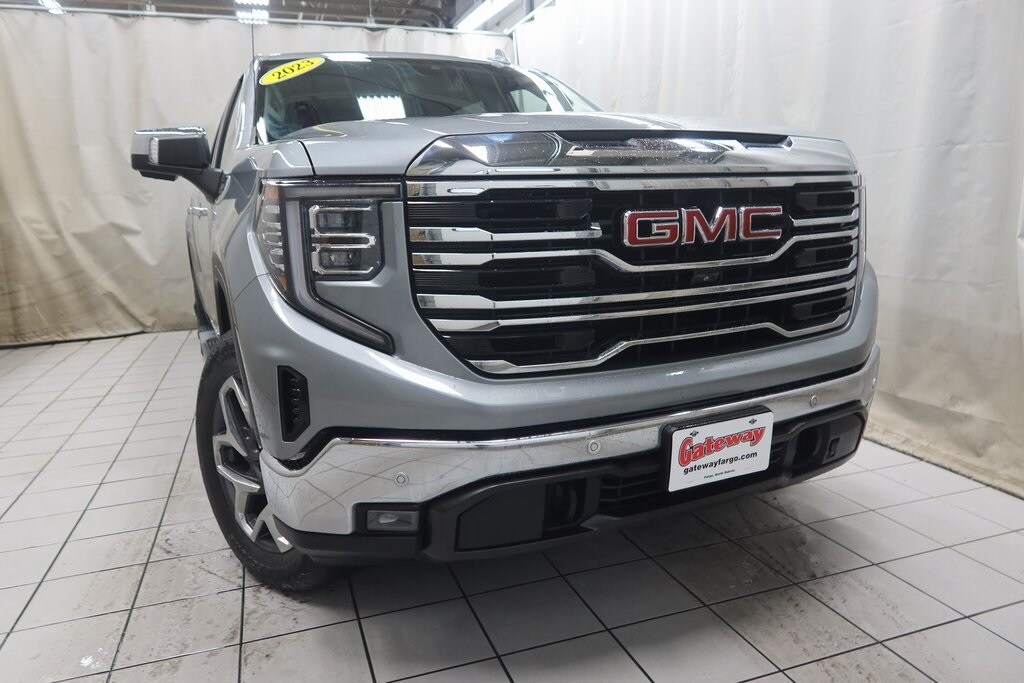 2023 Gmc Sierra 1500 SLT photo 2