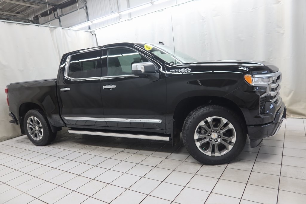 Used 2025 Chevrolet Silverado 1500 High Country Truck Crew Cab
