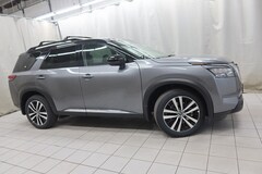 2025 Nissan Pathfinder Platinum SUV