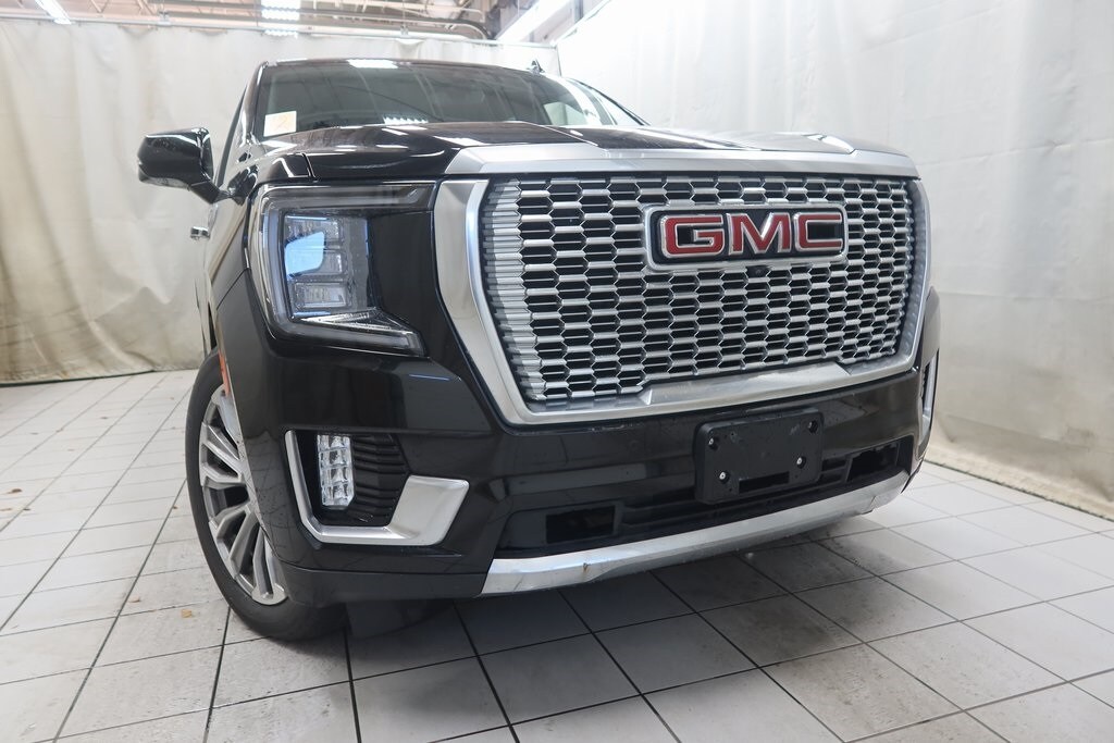 2021 Gmc Yukon XL Denali photo 2