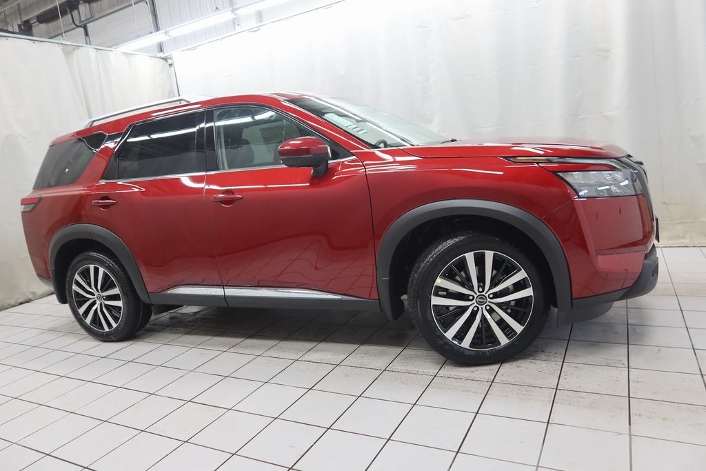 2025 Nissan Pathfinder SUV 