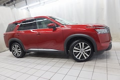 2025 Nissan Pathfinder Platinum SUV