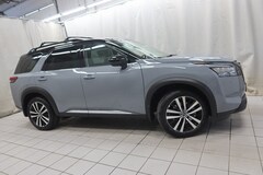 2025 Nissan Pathfinder Platinum SUV