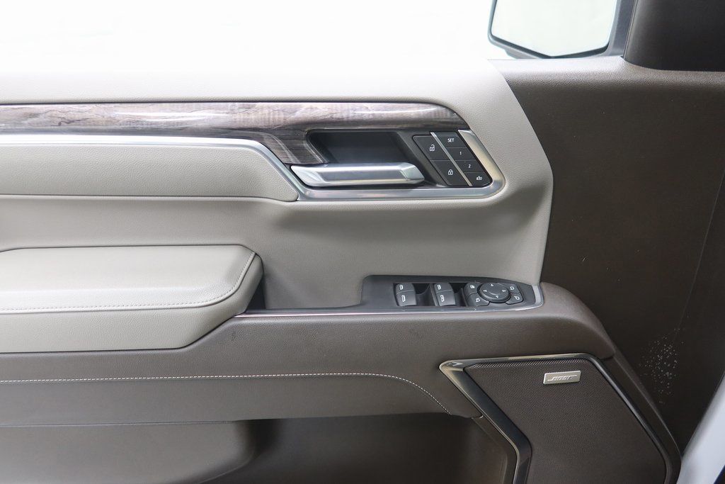 2023 Chevrolet Silverado 1500 LTZ - Photo 23