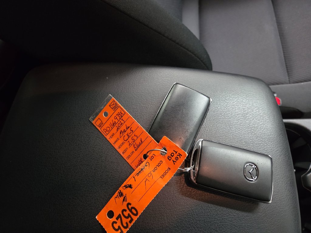 2023 Mazda CX-5 S - Photo 14