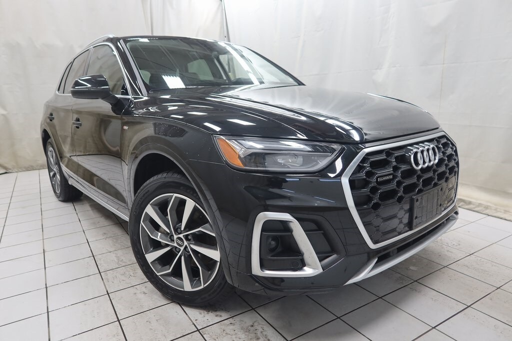 2022 Audi Q5 45 S line Premium photo 3