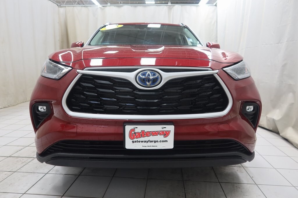 2021 Toyota Highlander Hybrid XLE photo 3