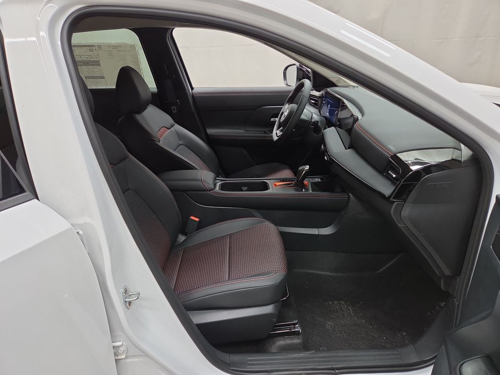 2026 Nissan KICKS SR AWD - Photo 8