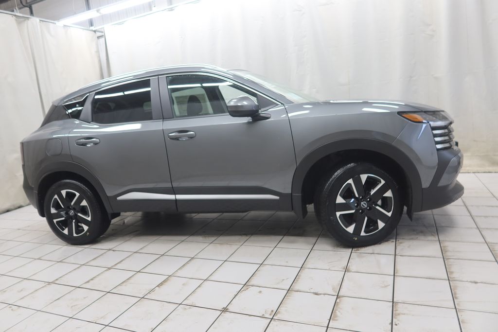 2025 Nissan Kicks SV AWD