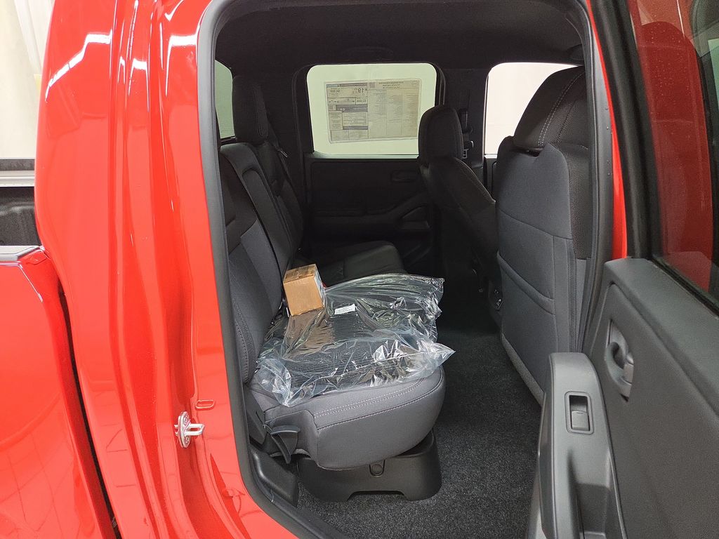 2026 Nissan Frontier SV - Photo 9