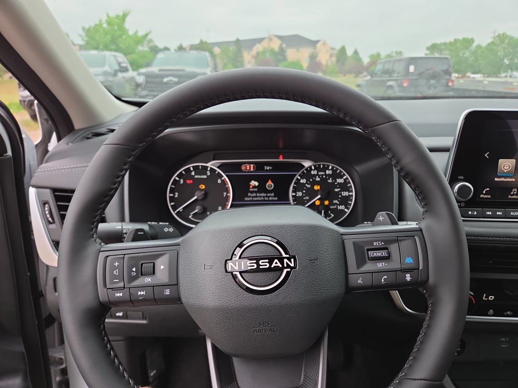 2026 Nissan Rogue Dark Armor - Photo 18