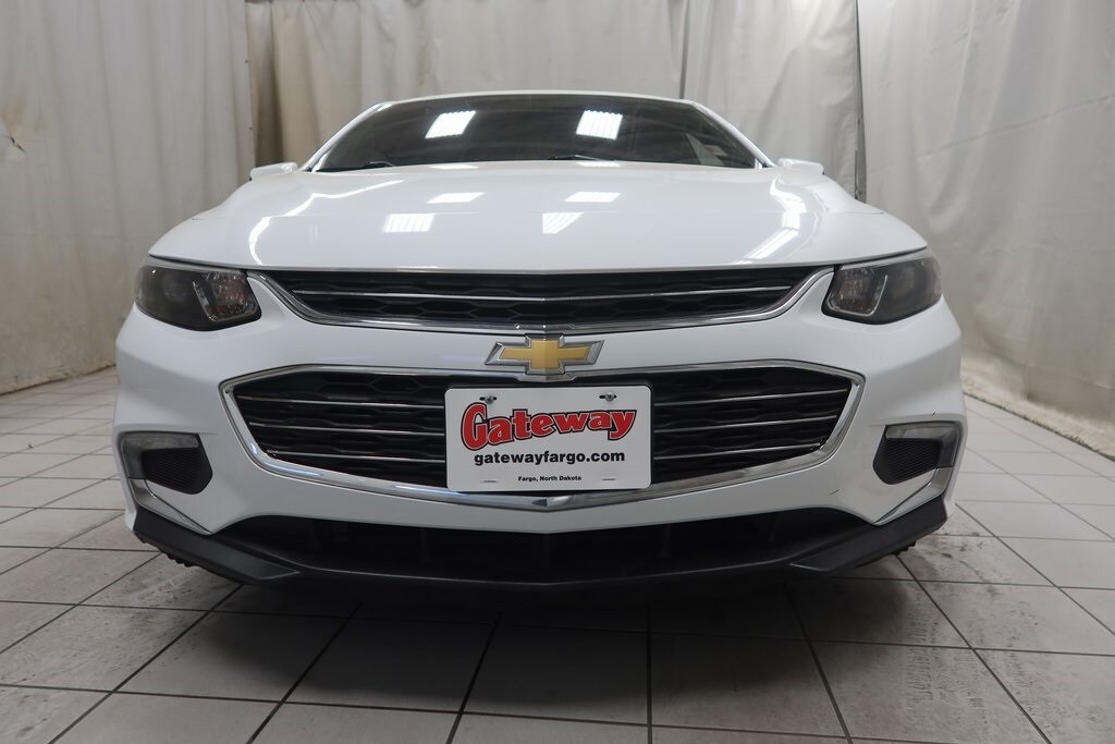 2017 Chevrolet Malibu 1LT photo 4