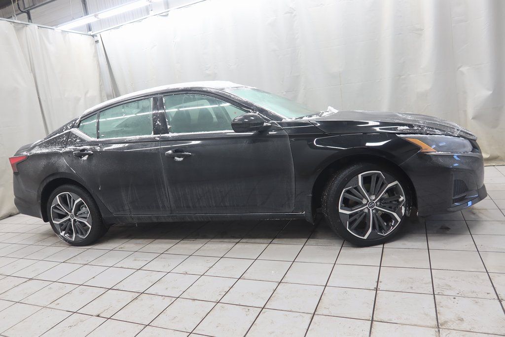 2025 Nissan Altima Sedan 