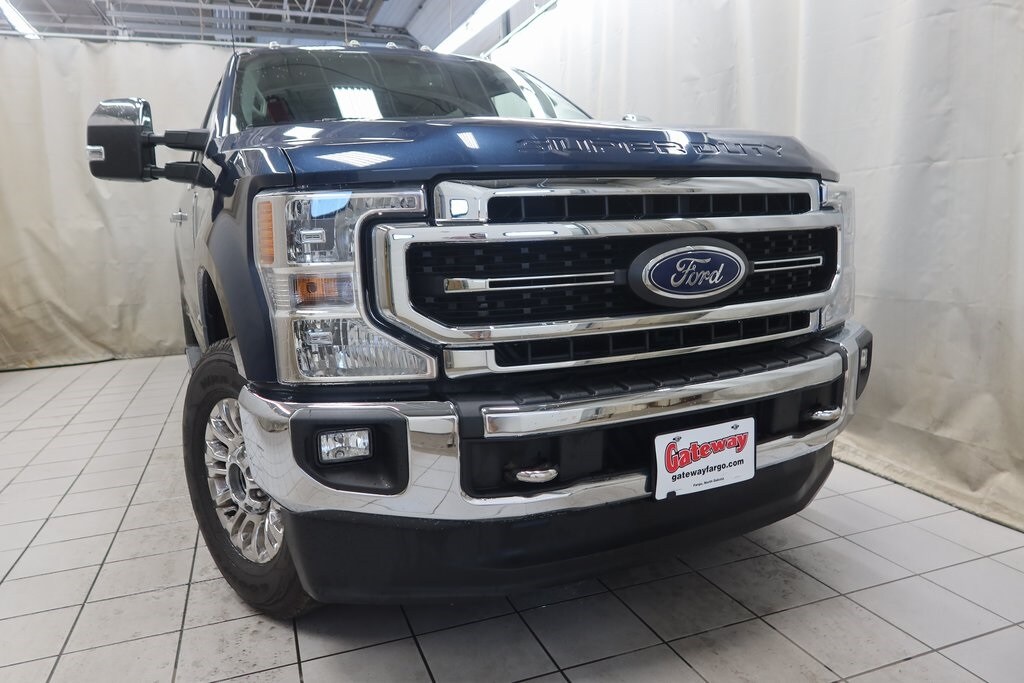 2020 Ford F-250 Lariat photo 2