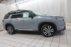 2025 Nissan Pathfinder Platinum SUV