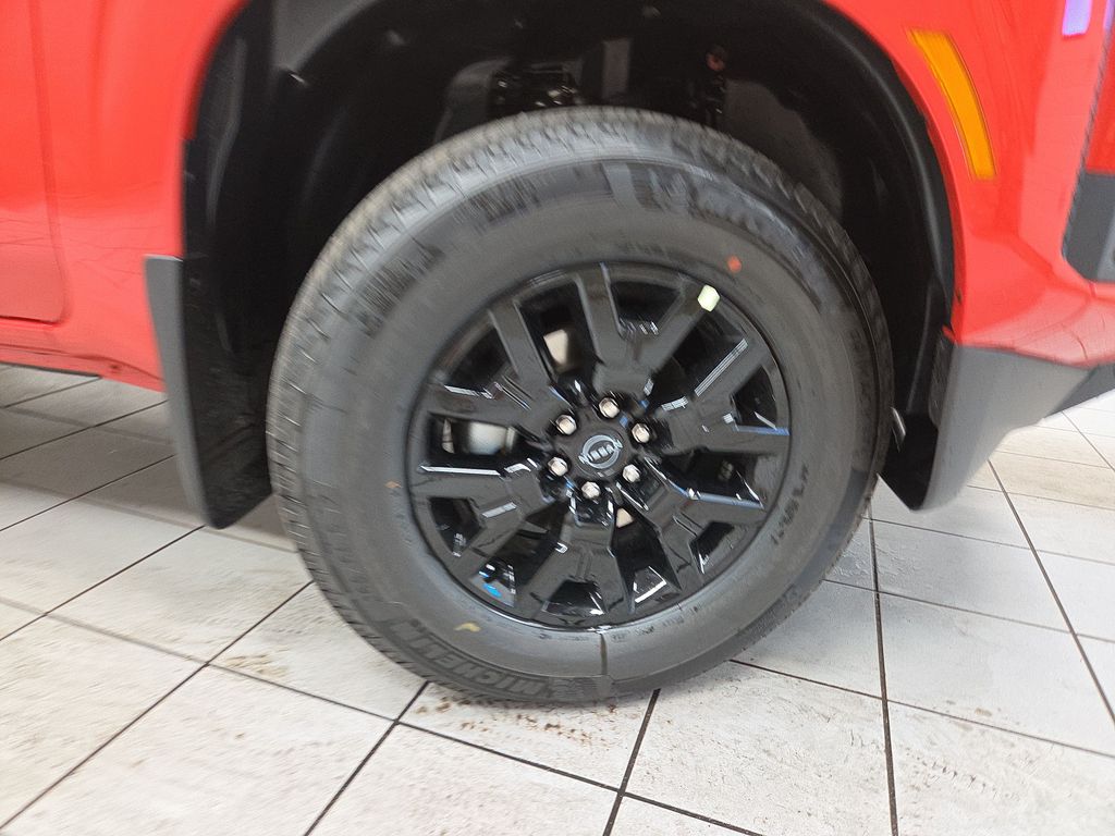 2026 Nissan Frontier SV - Photo 8