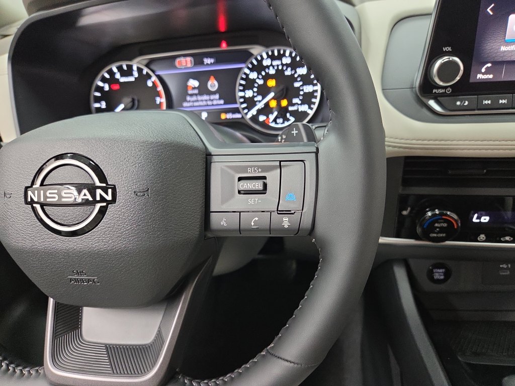 2026 Nissan Rogue Dark Armor - Photo 15