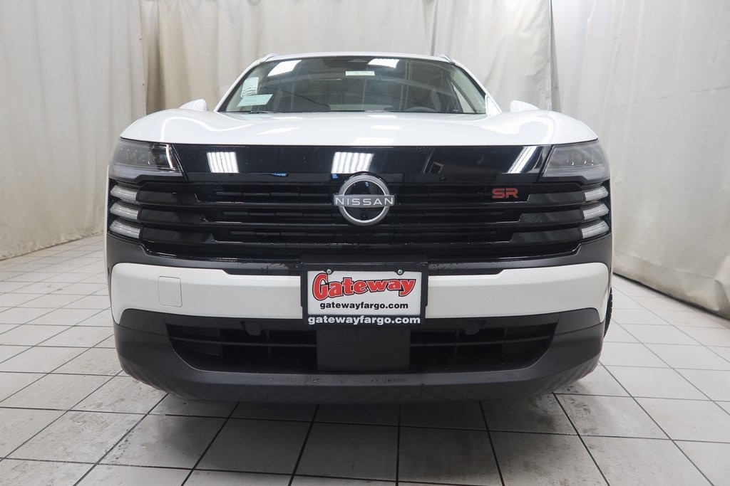 New 2025 Nissan Kicks SR SUV