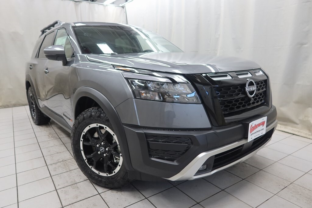 2025 Nissan Pathfinder Rock Creek photo 3