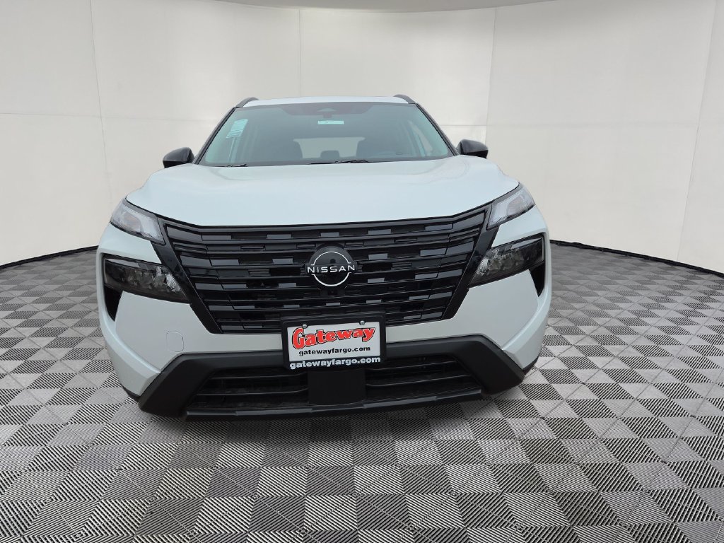 2026 Nissan Rogue Dark Armor - Photo 6
