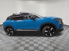 2026 Nissan Kicks SR SUV