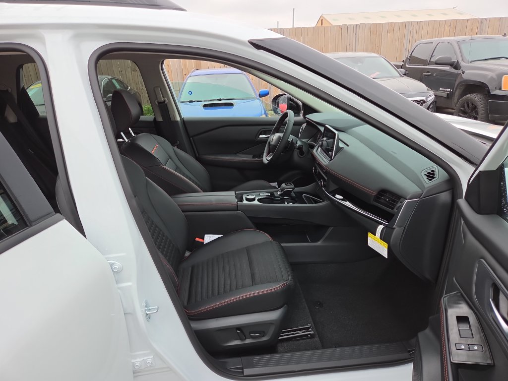 2026 Nissan Rogue Rock Creek - Photo 10