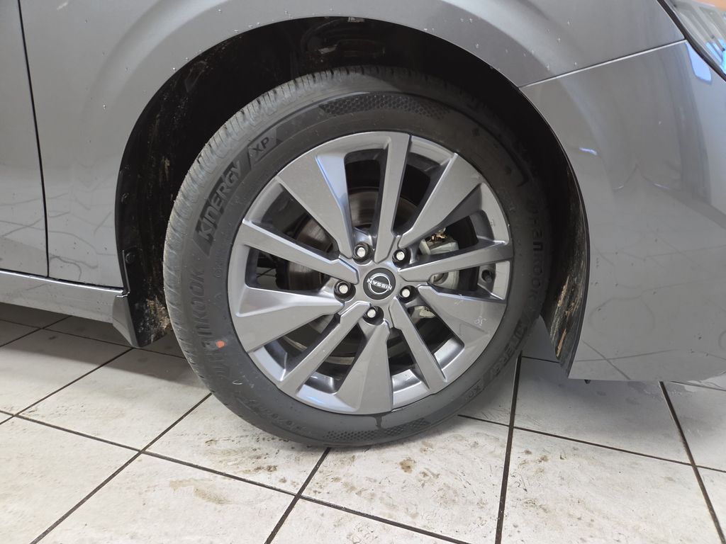 2026 Nissan Sentra SL - Photo 8