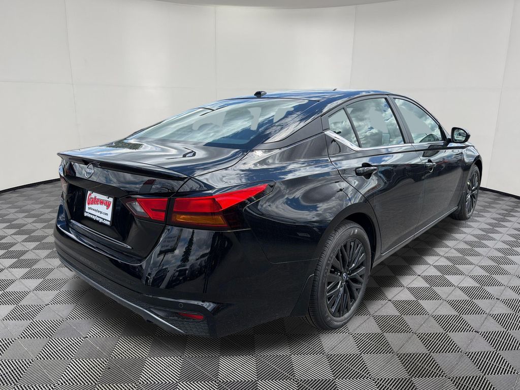 2026 Nissan Altima SV - Photo 6