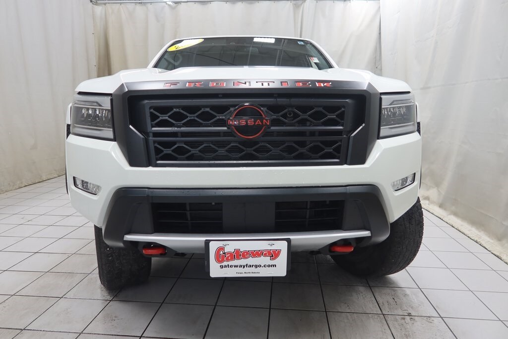2022 Nissan Frontier PRO-4X photo 4