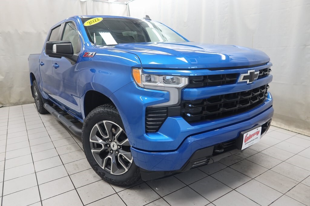 2022 Chevrolet Silverado 1500 RST photo 3