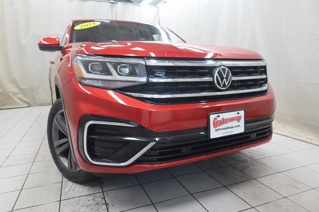 Used 2021 Volkswagen Atlas Cross Sport 3.6L V6 SE w/Technology R-Line SUV