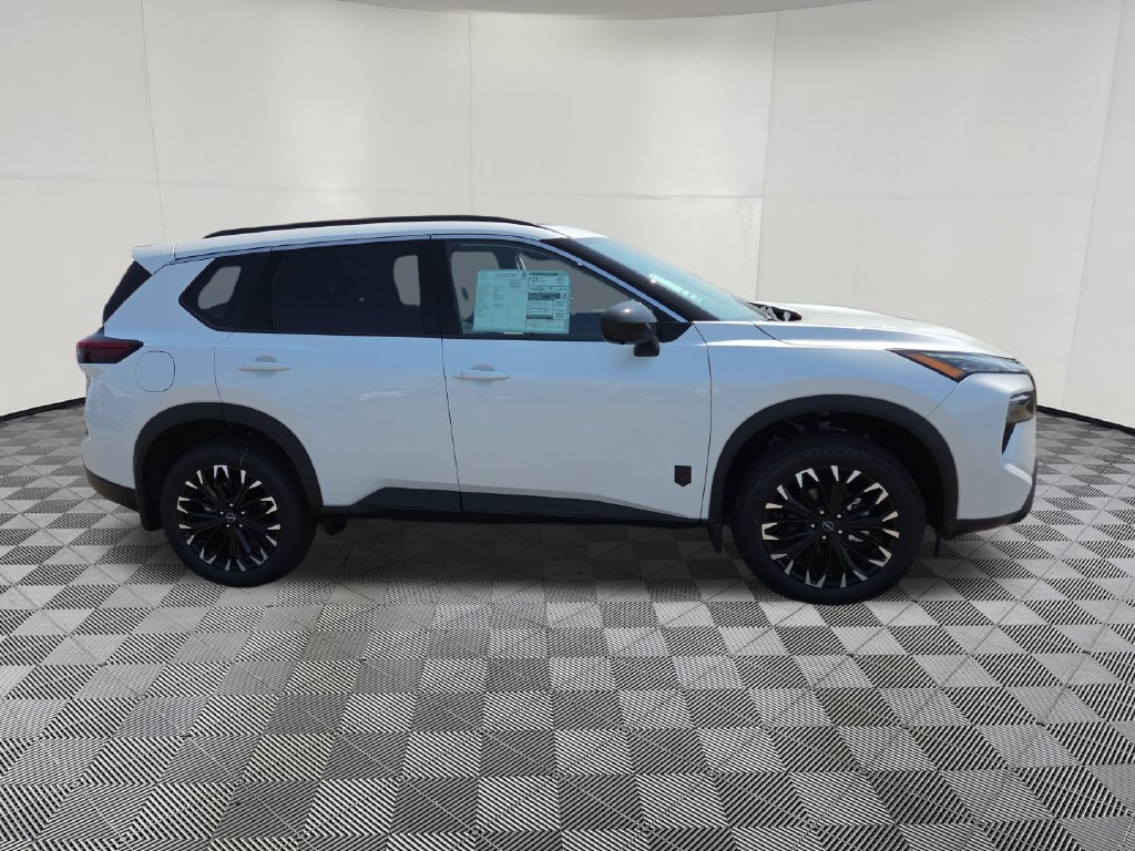2026 Nissan Rogue Dark Armor - Photo 1