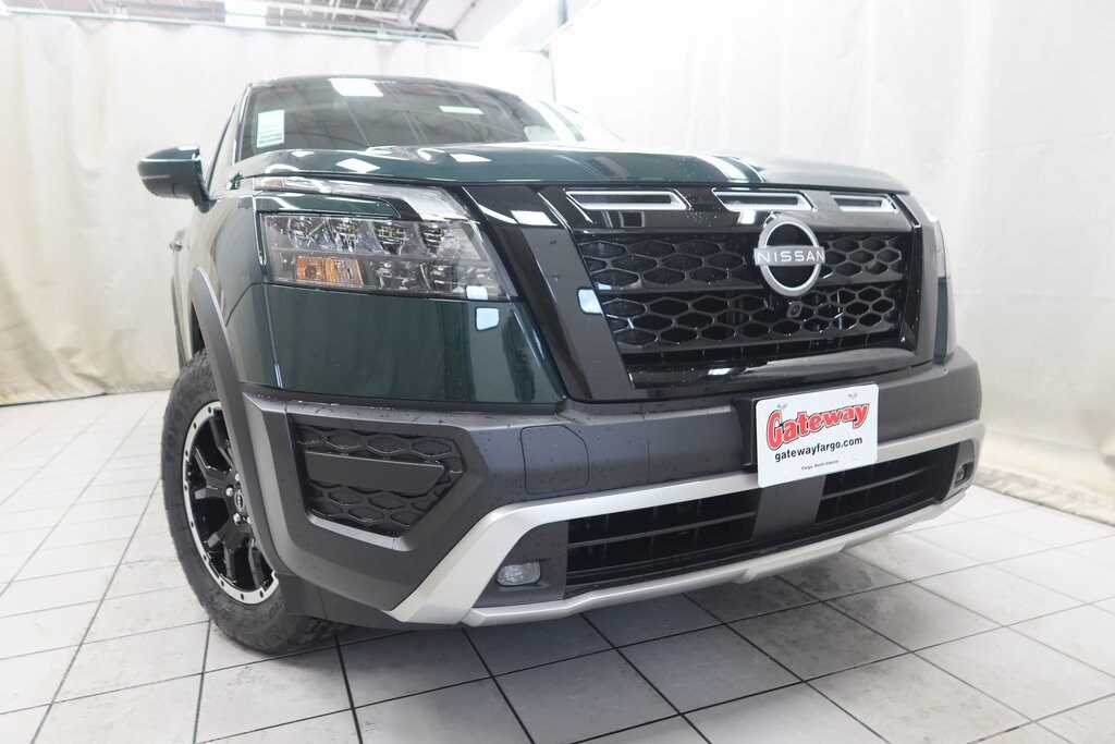 2025 Nissan Pathfinder Rock Creek photo 2