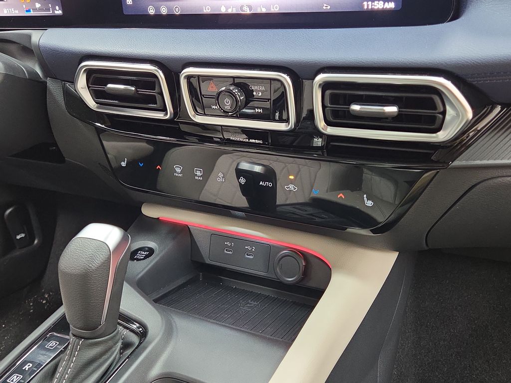 2026 Nissan Sentra SL - Photo 14