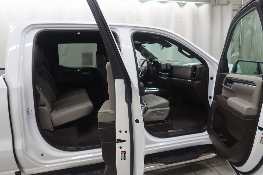 2023 Chevrolet Silverado 1500 LTZ - Photo 9